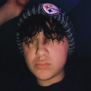 Meet your Posher, Zachary